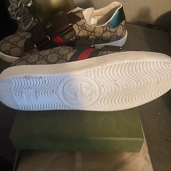 Authentic Gucci shoes size 38 - Picture 3 of 3
